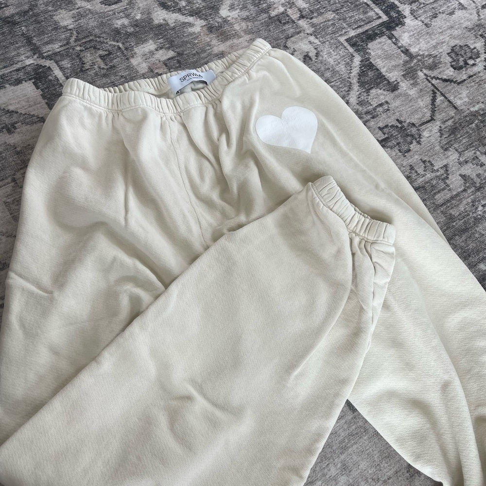 SPRWMN heart Ivory Sweatpants with Elastic Waistband